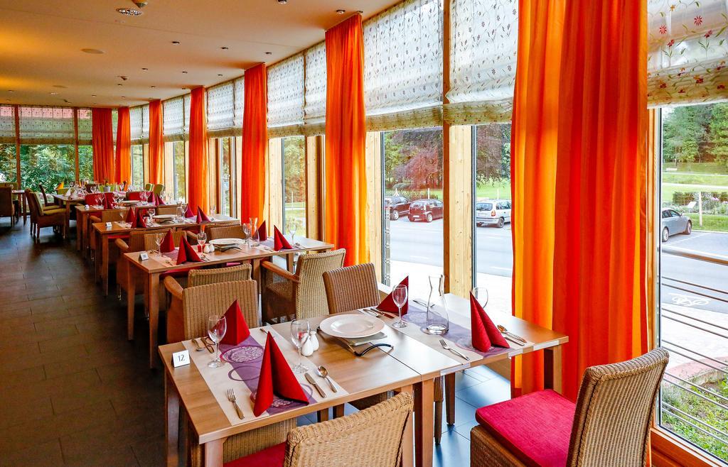 Nashira Kurpark Hotel -100 Prozent Barrierefrei- Bad Herrenalb Esterno foto